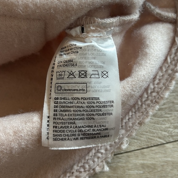 H&M Crop Sherpa Jackets Size Medium Button Down With Chest Pockets - Picture 5 of 6